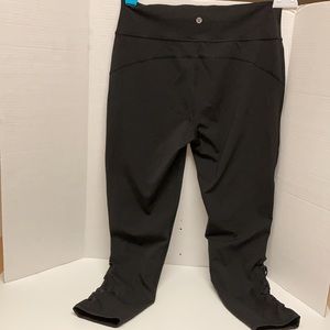 LULULEMON MESH LEGGINGS Athletica